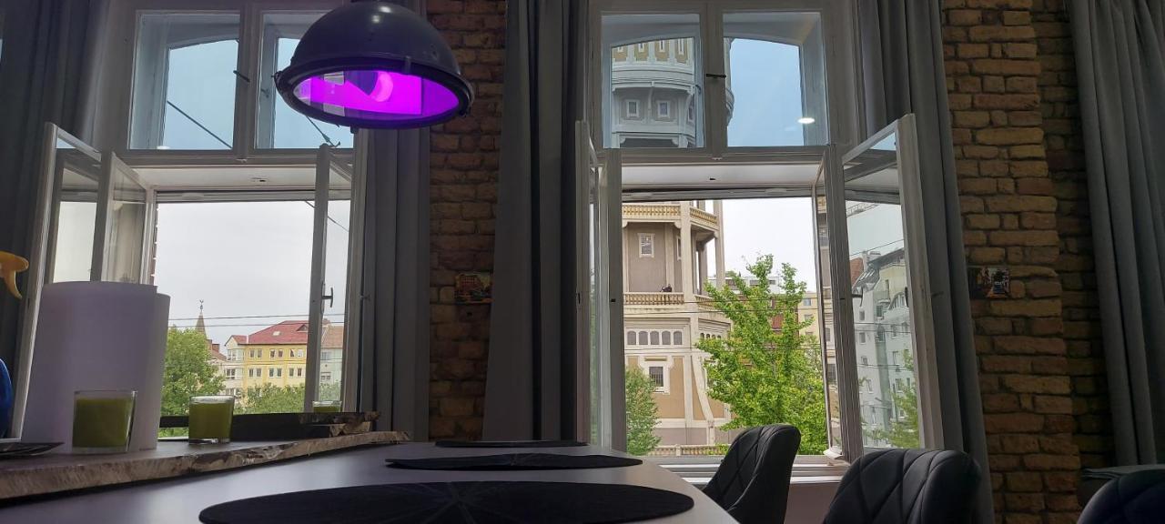 Tower Szeged Belvarosi Exkluziv Panoramas Apartman - Free Parking エクステリア 写真